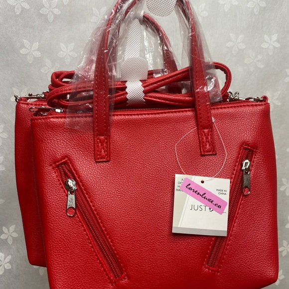 Handbag - Picture 2 of 3